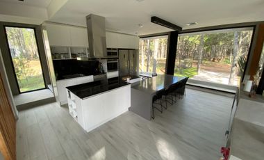 CASA VENTA VILLA ROBLES BARRIO ALBATROS