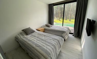 CASA VENTA VILLA ROBLES BARRIO ALBATROS