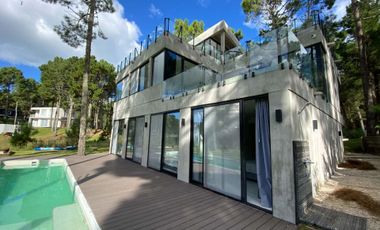 CASA VENTA VILLA ROBLES BARRIO ALBATROS