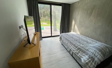CASA VENTA VILLA ROBLES BARRIO ALBATROS