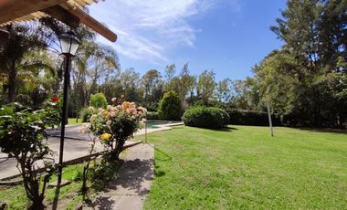 VENTA CASA A RECICLAR PILETA PARADA ROBLES