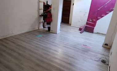 Venta De PH  Planta Baja, Av Alvarez Thomas Al1200