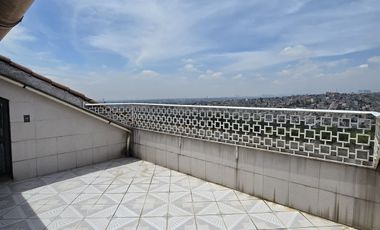 Se vende casa en frac. Paseos del Bosque a 2 minutos de Espacio Vista del Valle