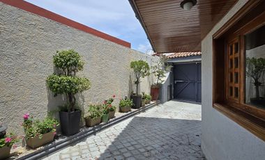 Se vende casa en frac. Paseos del Bosque a 2 minutos de Espacio Vista del Valle
