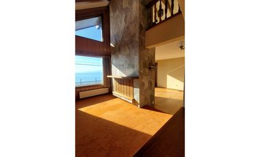 Oportunidad Única Casa/Oficina con Vistas Inigualables