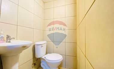 VENTA OFICINA EN MONEDA 2 PRIVADOS 2BAÑOS