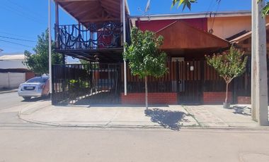 OPORTUNIDAD IMPERDIBLE – CASA EN VENTA- SAN FRANCISCO DE MOSTAZAL