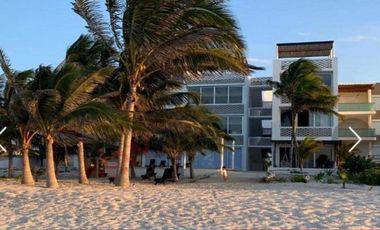 VENTA DE VILLA FRENTE AL MAR, SAN BENITO, PROGRESO