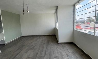 Departamento en renta en Eulogio Parra a dos cuadras de López Mateos