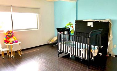 Moderna casa a la venta en Lomas Anáhuac.