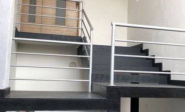 Moderna casa a la venta en Lomas Anáhuac.