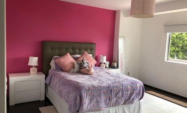 Moderna casa a la venta en Lomas Anáhuac.