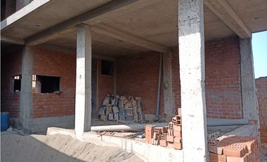 Se vende casa Ventanilla 160 m2 Kawachi Pachacutec
