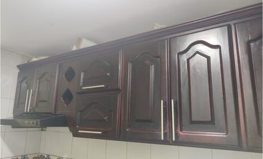 VENDO LINDO APARTAMENTO PRIMER  PISO VILLA CAROLINA PLAZA TIVOLY