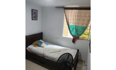 VENDO LINDO APARTAMENTO PRIMER  PISO VILLA CAROLINA PLAZA TIVOLY