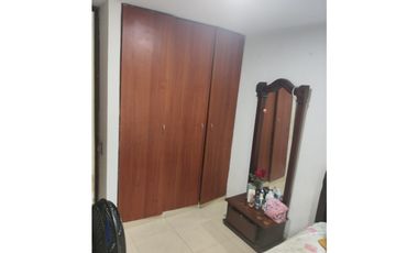 VENDO LINDO APARTAMENTO PRIMER  PISO VILLA CAROLINA PLAZA TIVOLY