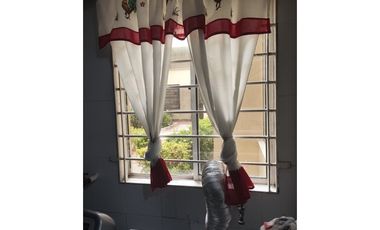 VENDO LINDO APARTAMENTO PRIMER  PISO VILLA CAROLINA PLAZA TIVOLY