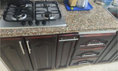 VENDO LINDO APARTAMENTO PRIMER  PISO VILLA CAROLINA PLAZA TIVOLY