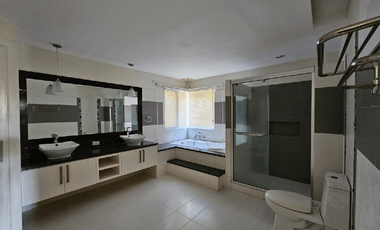 4BR House for Rent in Dasmariñas Village, Makati - RR3185782