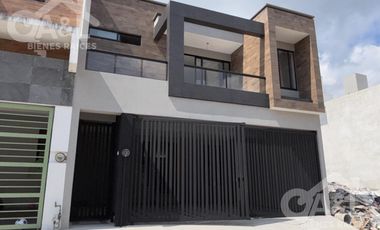 Casa en Venta Tres Recámaras en Fraccionamiento Morada Quetzal