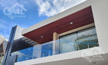 Casa en Venta en Fraccionamiento Paseo de la Reina