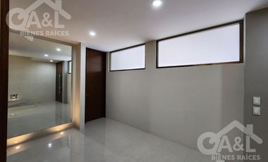 Casa en Venta en Fraccionamiento Paseo de la Reina