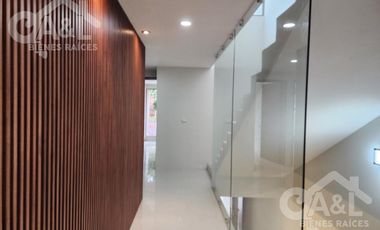 Casa en Venta en Fraccionamiento Paseo de la Reina