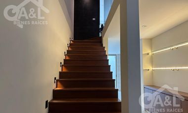 Casa en Venta en Fraccionamiento Paseo de la Reina