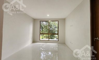 Casa en Venta en Fraccionamiento Paseo de la Reina