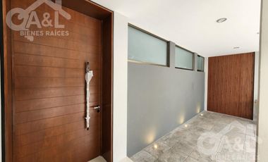 Casa en Venta en Fraccionamiento Paseo de la Reina