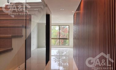Casa en Venta en Fraccionamiento Paseo de la Reina
