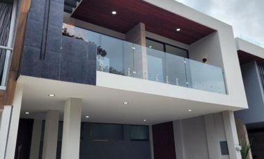 Casa en Venta en Fraccionamiento Paseo de la Reina