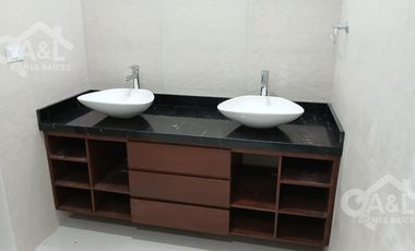 Casa en Venta en Fraccionamiento Paseo de la Reina
