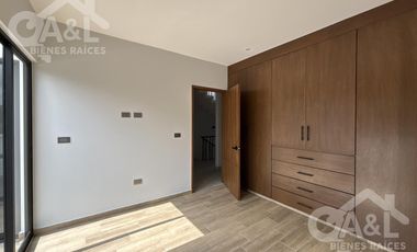 Moderna Casa en Venta La Finca Pedregal  Animas