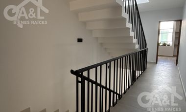 Moderna Casa en Venta La Finca Pedregal  Animas