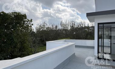 Moderna Casa en Venta La Finca Pedregal  Animas