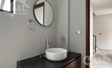 Moderna Casa en Venta La Finca Pedregal  Animas