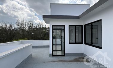 Moderna Casa en Venta La Finca Pedregal  Animas