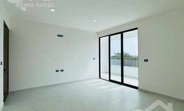 Casa en Venta Recamara en Planta Baja  Fraccionamiento Privado