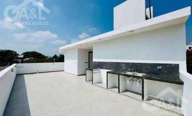 Casa en Venta Recamara en Planta Baja  Fraccionamiento Privado