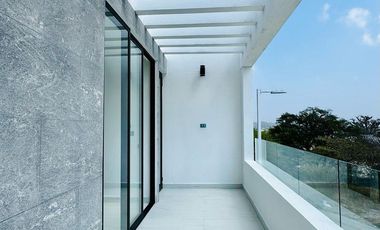 Casa en Venta Recamara en Planta Baja  Fraccionamiento Privado