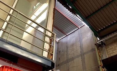Bodega en renta, Col. Real, 495 M2 construcción, a 10 min del centro de Guadalajara
