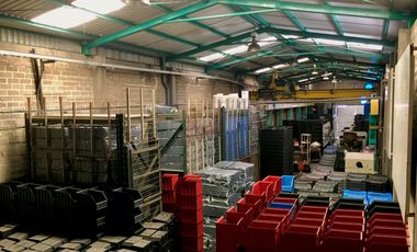 Bodega en renta, Col. Real, 495 M2 construcción, a 10 min del centro de Guadalajara