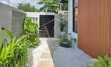 5BR MODERN RFO CORNER HOUSE WITH POOL FOR SALE IN ANGELES CITY, PAMPANGA
