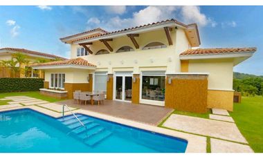 SE VENDE VILLA LUJOSA DE 4 REC.AMUEBLADA EN TUCAN COUNTRY CLUB(VL4L)