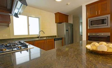 SE VENDE VILLA LUJOSA DE 4 REC.AMUEBLADA EN TUCAN COUNTRY CLUB(VL4L)
