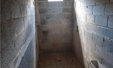 SE VENDE CASA LOS HATILLOS DE PESÉ