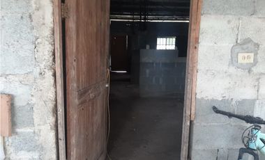 SE VENDE CASA LOS HATILLOS DE PESÉ