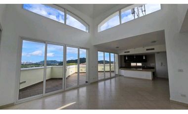 SE VENDE LUJOSO APARTAMENTO DE 4 REC.EN TUCAN COUNTRY CLUB(TC4L)
