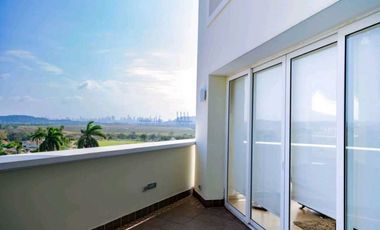 SE VENDE LUJOSO APARTAMENTO DE 4 REC.EN TUCAN COUNTRY CLUB(TC4L)